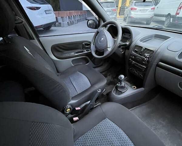 Рено Clio Symbol 2008 в Львове на Automoto.ua Черный Рено Clio Symbol, объемом двигателя 1.4 л и пробегом 145 тыс. км за 2500 $, фото 15 на Automoto.ua