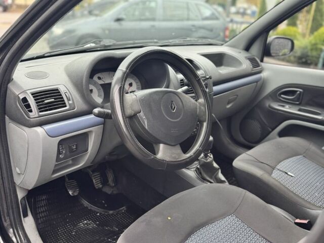 Рено Clio Symbol 2008 у Одесі на Automoto.ua Чорний Рено Clio Symbol, об'ємом двигуна 1.4 л та пробігом 310 тис. км за 1400 $, фото 6 на Automoto.ua