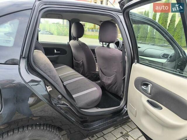 Рено Clio Symbol 2011 в Львове на Automoto.ua Черный Рено Clio Symbol, объемом двигателя 1.4 л и пробегом 122 тыс. км за 4800 $, фото 11 на Automoto.ua