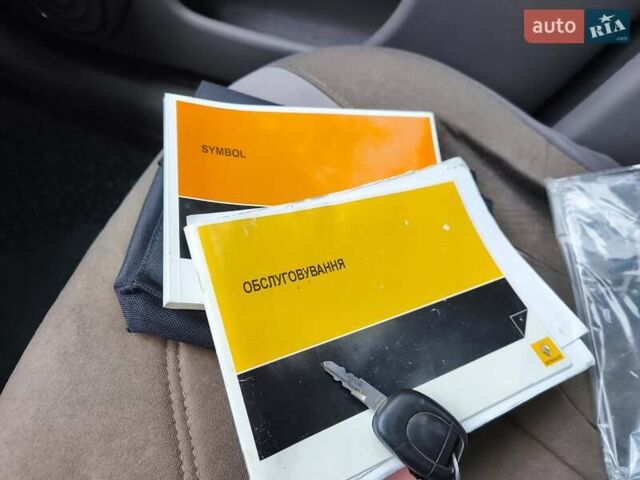 Рено Clio Symbol 2011 в Львове на Automoto.ua Черный Рено Clio Symbol, объемом двигателя 1.4 л и пробегом 122 тыс. км за 4800 $, фото 19 на Automoto.ua