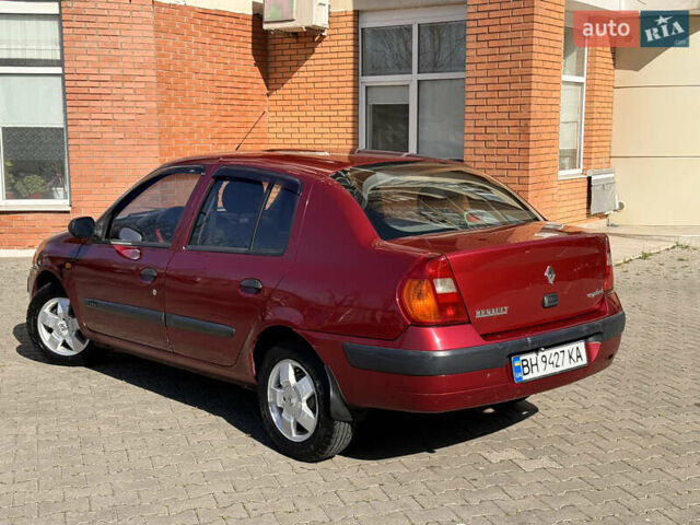 Красный Рено Clio Symbol, объемом двигателя 1.4 л и пробегом 421 тыс. км за 2777 $, фото 6 на Automoto.ua