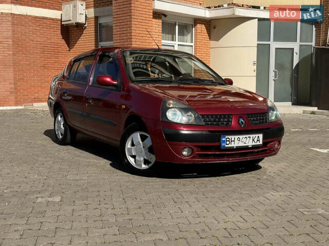 Красный Рено Clio Symbol, объемом двигателя 1.4 л и пробегом 421 тыс. км за 2777 $, фото 3 на Automoto.ua