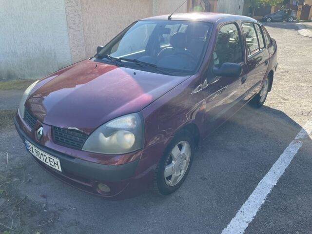 Красный Рено Clio Symbol, объемом двигателя 1.39 л и пробегом 281 тыс. км за 2600 $, фото 6 на Automoto.ua