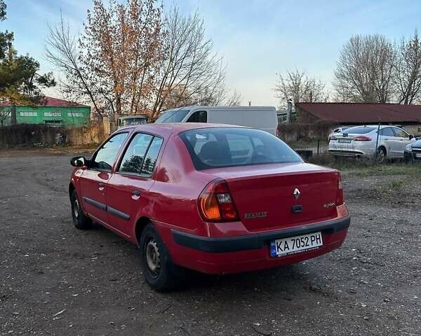 Красный Рено Clio Symbol, объемом двигателя 1.39 л и пробегом 259 тыс. км за 1799 $, фото 3 на Automoto.ua