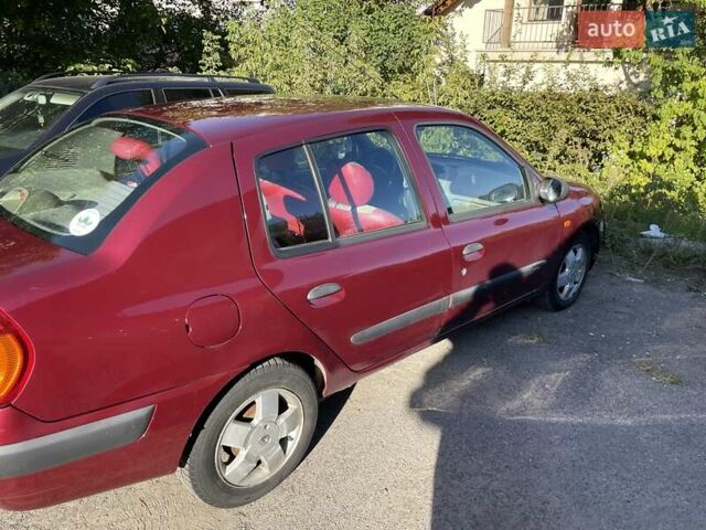 Красный Рено Clio Symbol, объемом двигателя 1.4 л и пробегом 281 тыс. км за 2650 $, фото 3 на Automoto.ua