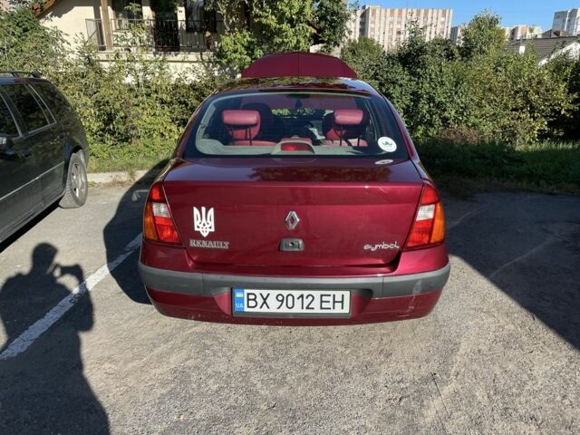 Красный Рено Clio Symbol, объемом двигателя 1.39 л и пробегом 281 тыс. км за 2600 $, фото 1 на Automoto.ua