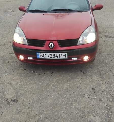 Красный Рено Clio Symbol, объемом двигателя 1.39 л и пробегом 198 тыс. км за 3399 $, фото 21 на Automoto.ua