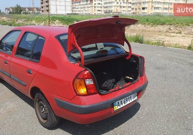 Красный Рено Clio Symbol, объемом двигателя 1.4 л и пробегом 138 тыс. км за 3600 $, фото 16 на Automoto.ua