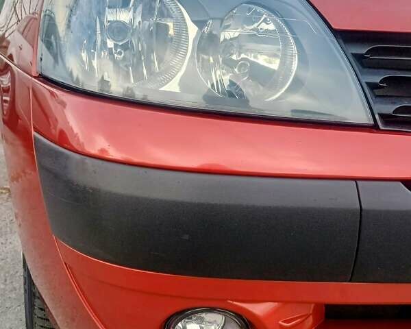 Червоний Рено Clio Symbol, об'ємом двигуна 1.4 л та пробігом 229 тис. км за 4399 $, фото 4 на Automoto.ua