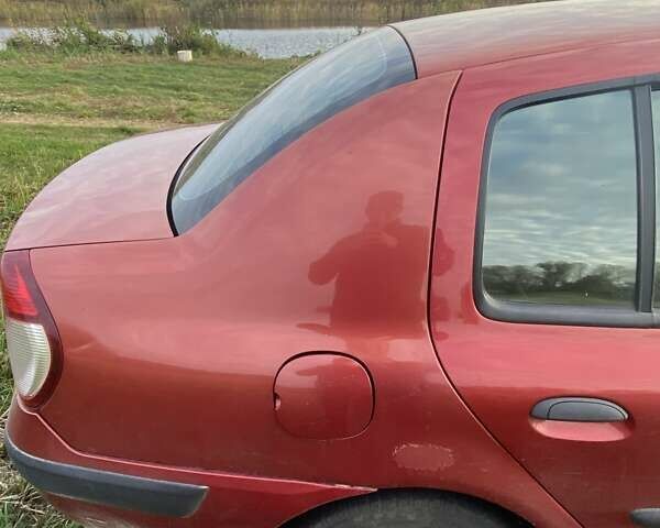 Красный Рено Clio Symbol, объемом двигателя 1.4 л и пробегом 174 тыс. км за 3100 $, фото 9 на Automoto.ua