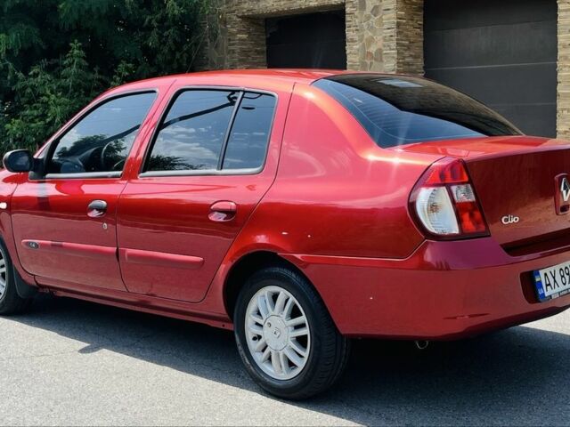 Красный Рено Clio Symbol, объемом двигателя 1.4 л и пробегом 140 тыс. км за 3850 $, фото 2 на Automoto.ua