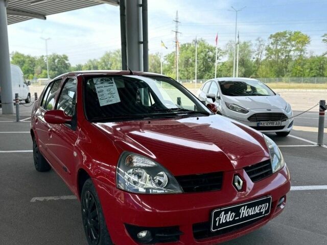 Красный Рено Clio Symbol, объемом двигателя 0 л и пробегом 261 тыс. км за 3200 $, фото 3 на Automoto.ua
