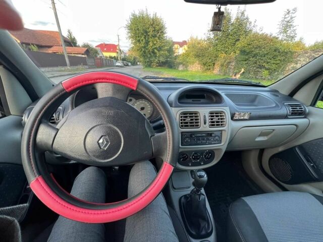 Червоний Рено Clio Symbol, об'ємом двигуна 1.4 л та пробігом 170 тис. км за 3650 $, фото 3 на Automoto.ua