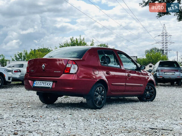 Красный Рено Clio Symbol, объемом двигателя 1.39 л и пробегом 179 тыс. км за 4700 $, фото 1 на Automoto.ua