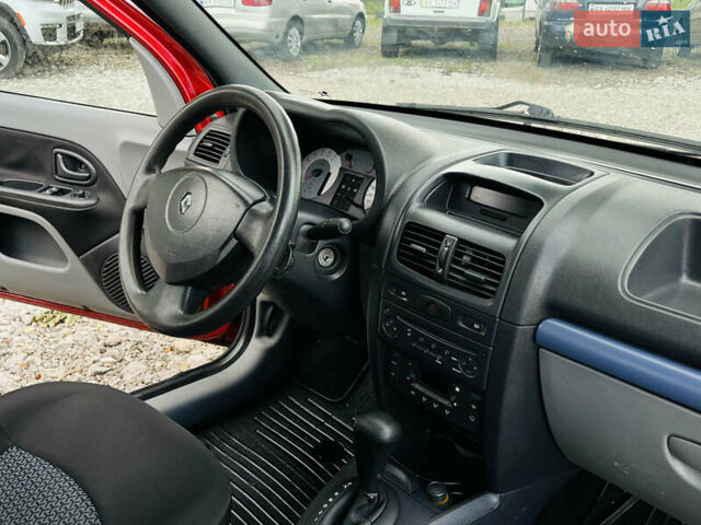 Красный Рено Clio Symbol, объемом двигателя 1.39 л и пробегом 179 тыс. км за 4700 $, фото 21 на Automoto.ua