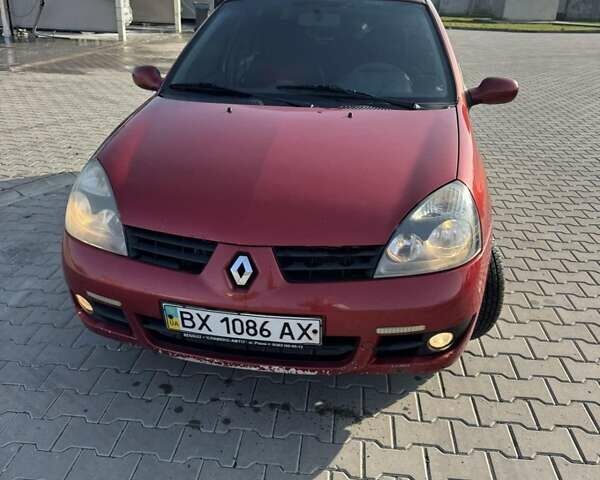 Червоний Рено Clio Symbol, об'ємом двигуна 1.39 л та пробігом 205 тис. км за 2999 $, фото 3 на Automoto.ua