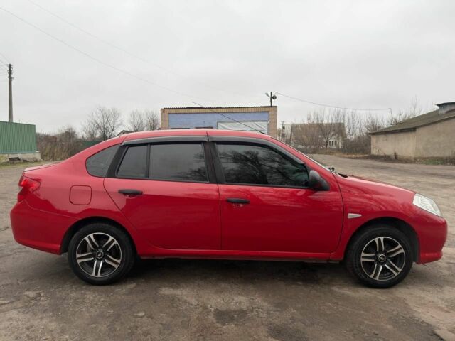 Красный Рено Clio Symbol, объемом двигателя 0 л и пробегом 180 тыс. км за 3650 $, фото 6 на Automoto.ua
