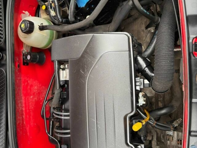 Красный Рено Clio Symbol, объемом двигателя 0 л и пробегом 180 тыс. км за 3650 $, фото 22 на Automoto.ua