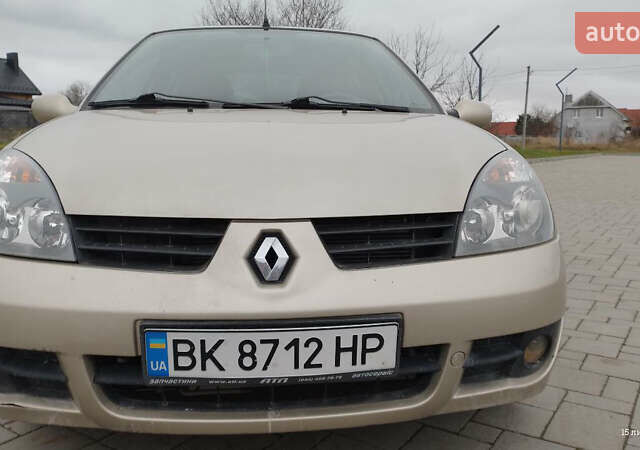 Рено Clio Symbol, объемом двигателя 0 л и пробегом 211 тыс. км за 2700 $, фото 14 на Automoto.ua