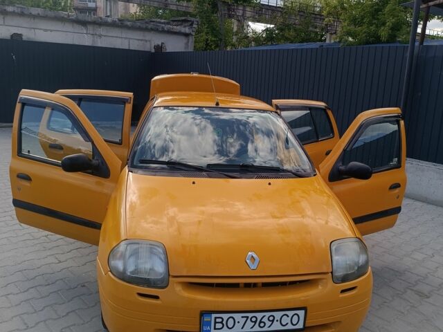 Желтый Рено Clio Symbol, объемом двигателя 0 л и пробегом 400 тыс. км за 2299 $, фото 6 на Automoto.ua