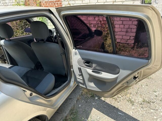 Сірий Рено Clio Symbol, об'ємом двигуна 1.4 л та пробігом 135 тис. км за 3800 $, фото 12 на Automoto.ua