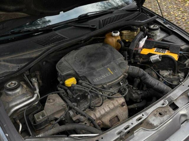 Серый Рено Clio Symbol, объемом двигателя 1.4 л и пробегом 231 тыс. км за 2450 $, фото 10 на Automoto.ua