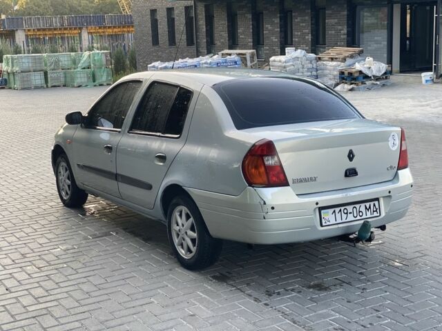 Сірий Рено Clio Symbol, об'ємом двигуна 1.4 л та пробігом 303 тис. км за 1400 $, фото 2 на Automoto.ua