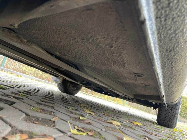 Серый Рено Clio Symbol, объемом двигателя 1.4 л и пробегом 231 тыс. км за 2450 $, фото 11 на Automoto.ua