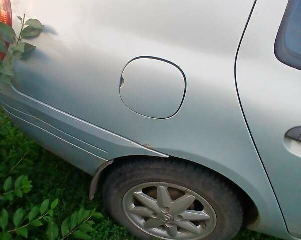 Серый Рено Clio Symbol, объемом двигателя 1.4 л и пробегом 240 тыс. км за 3200 $, фото 1 на Automoto.ua