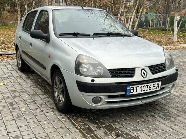 Серый Рено Clio Symbol, объемом двигателя 1.4 л и пробегом 330 тыс. км за 2500 $, фото 1 на Automoto.ua