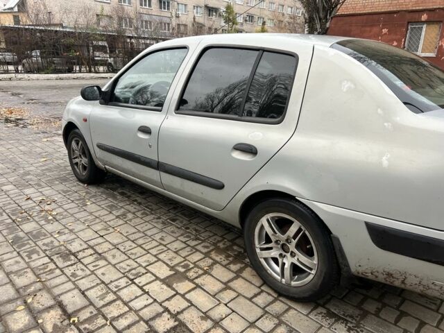 Серый Рено Clio Symbol, объемом двигателя 1.4 л и пробегом 330 тыс. км за 2500 $, фото 5 на Automoto.ua