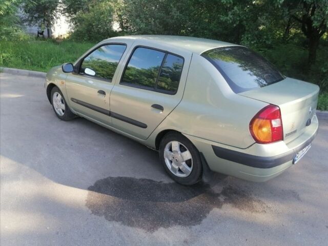 Серый Рено Clio Symbol, объемом двигателя 1.4 л и пробегом 205 тыс. км за 3500 $, фото 4 на Automoto.ua