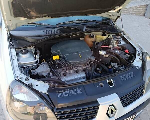 Серый Рено Clio Symbol, объемом двигателя 1.4 л и пробегом 276 тыс. км за 2450 $, фото 27 на Automoto.ua
