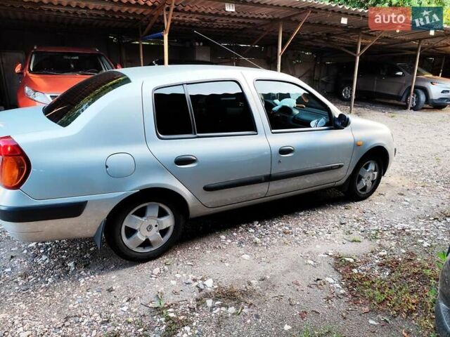 Серый Рено Clio Symbol, объемом двигателя 1.4 л и пробегом 113 тыс. км за 3900 $, фото 4 на Automoto.ua