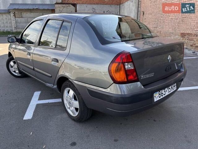 Серый Рено Clio Symbol, объемом двигателя 1.4 л и пробегом 121 тыс. км за 5000 $, фото 4 на Automoto.ua