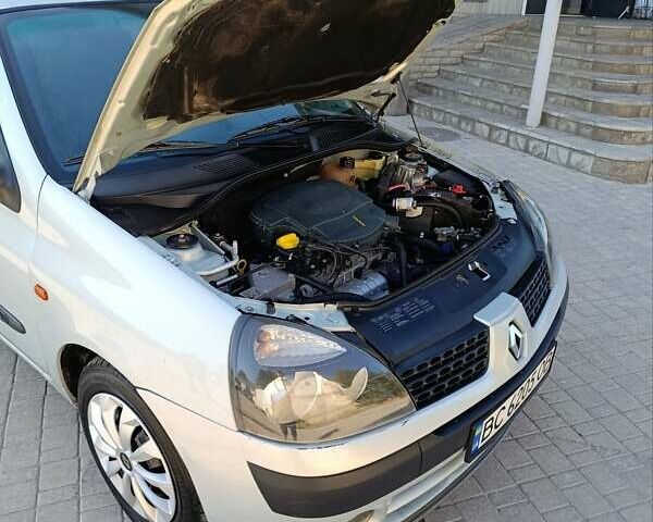 Серый Рено Clio Symbol, объемом двигателя 1.4 л и пробегом 276 тыс. км за 2450 $, фото 28 на Automoto.ua