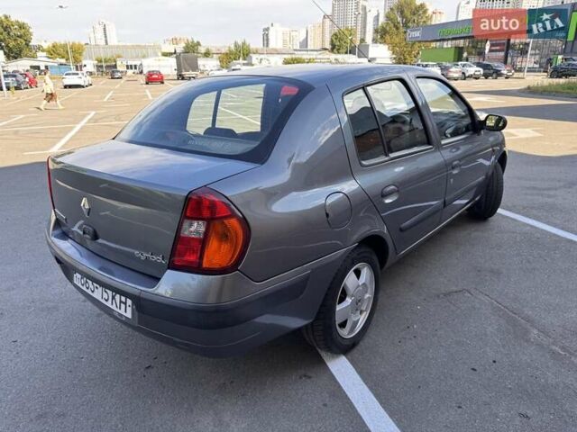 Серый Рено Clio Symbol, объемом двигателя 1.4 л и пробегом 121 тыс. км за 5000 $, фото 3 на Automoto.ua