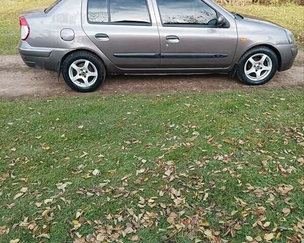 Серый Рено Clio Symbol, объемом двигателя 1.4 л и пробегом 277 тыс. км за 2799 $, фото 4 на Automoto.ua