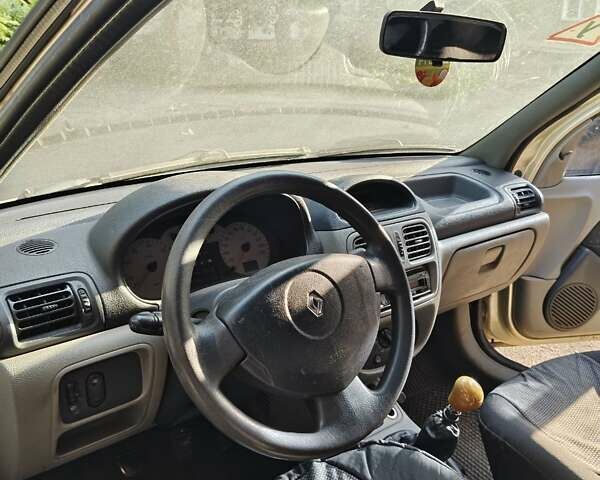 Серый Рено Clio Symbol, объемом двигателя 1.39 л и пробегом 320 тыс. км за 2400 $, фото 8 на Automoto.ua