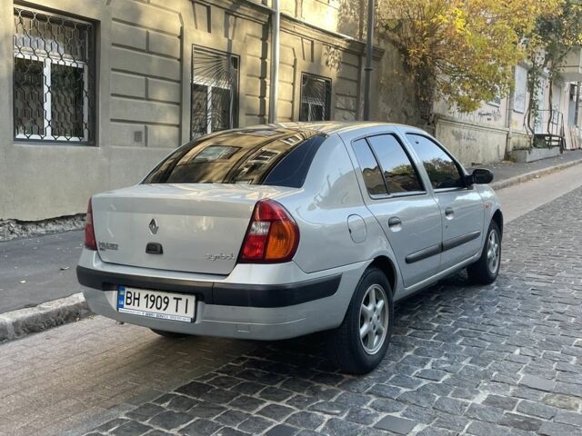 Серый Рено Clio Symbol, объемом двигателя 1.4 л и пробегом 125 тыс. км за 3500 $, фото 1 на Automoto.ua