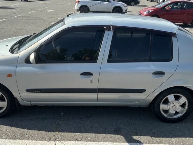 Сірий Рено Clio Symbol, об'ємом двигуна 1.4 л та пробігом 295 тис. км за 2800 $, фото 1 на Automoto.ua
