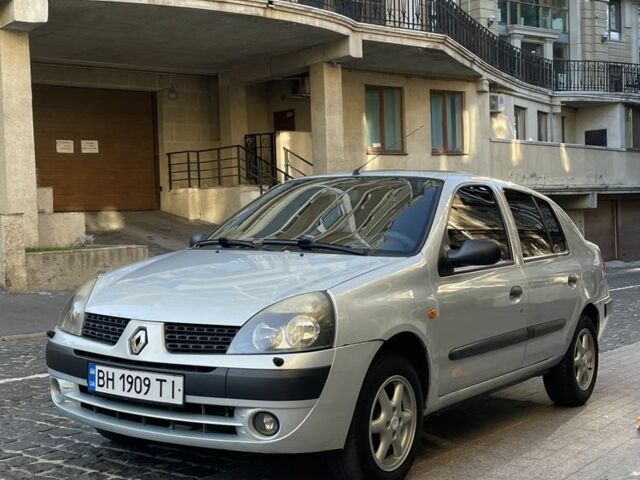 Серый Рено Clio Symbol, объемом двигателя 1.4 л и пробегом 125 тыс. км за 3500 $, фото 3 на Automoto.ua