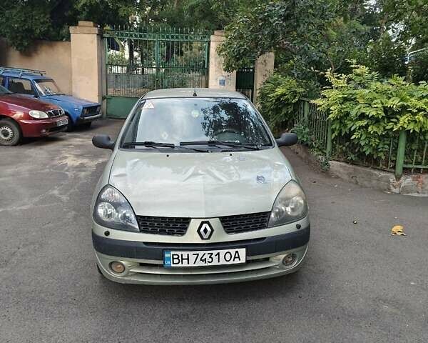Серый Рено Clio Symbol, объемом двигателя 1.39 л и пробегом 320 тыс. км за 2400 $, фото 1 на Automoto.ua