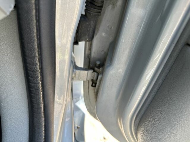 Серый Рено Clio Symbol, объемом двигателя 1.4 л и пробегом 125 тыс. км за 3500 $, фото 8 на Automoto.ua