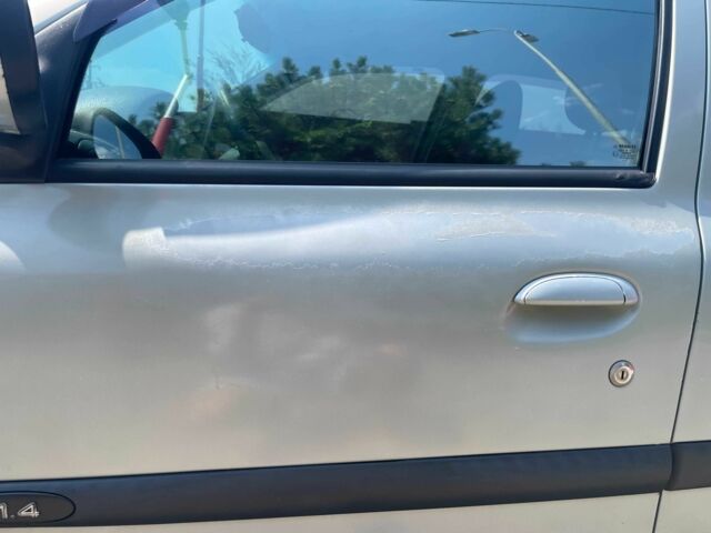 Серый Рено Clio Symbol, объемом двигателя 1.4 л и пробегом 285 тыс. км за 166500 $, фото 9 на Automoto.ua