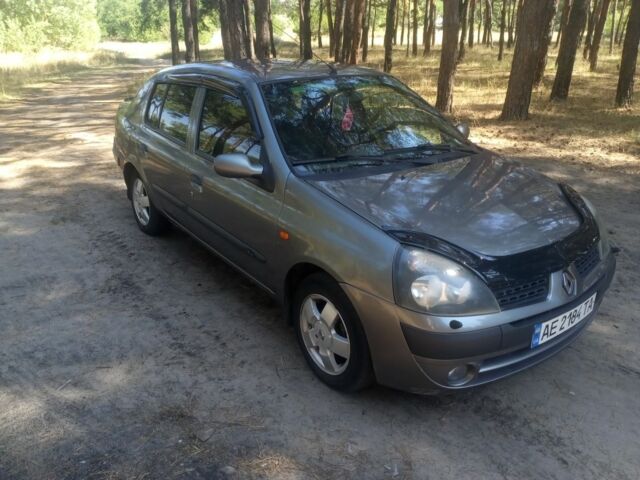 Серый Рено Clio Symbol, объемом двигателя 1.4 л и пробегом 350 тыс. км за 3300 $, фото 1 на Automoto.ua