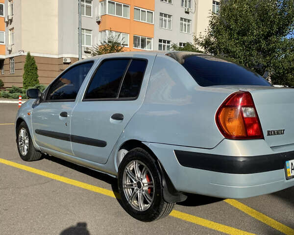 Серый Рено Clio Symbol, объемом двигателя 1.39 л и пробегом 282 тыс. км за 3099 $, фото 2 на Automoto.ua