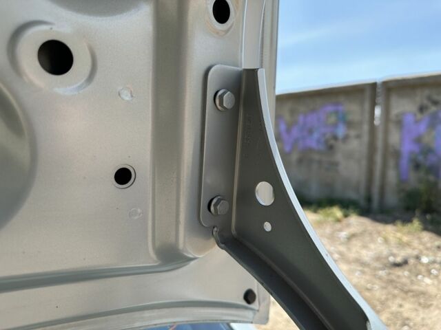 Серый Рено Clio Symbol, объемом двигателя 1.4 л и пробегом 125 тыс. км за 3500 $, фото 14 на Automoto.ua