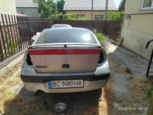 Серый Рено Clio Symbol, объемом двигателя 1.4 л и пробегом 220 тыс. км за 800 $, фото 2 на Automoto.ua