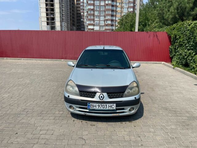 Серый Рено Clio Symbol, объемом двигателя 1.4 л и пробегом 285 тыс. км за 166500 $, фото 5 на Automoto.ua